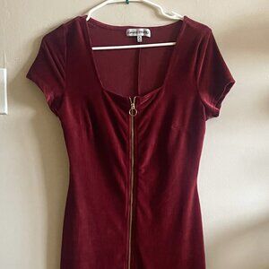 almost Famous maroon velvet midi-maxi dress with gold zipper size Medium